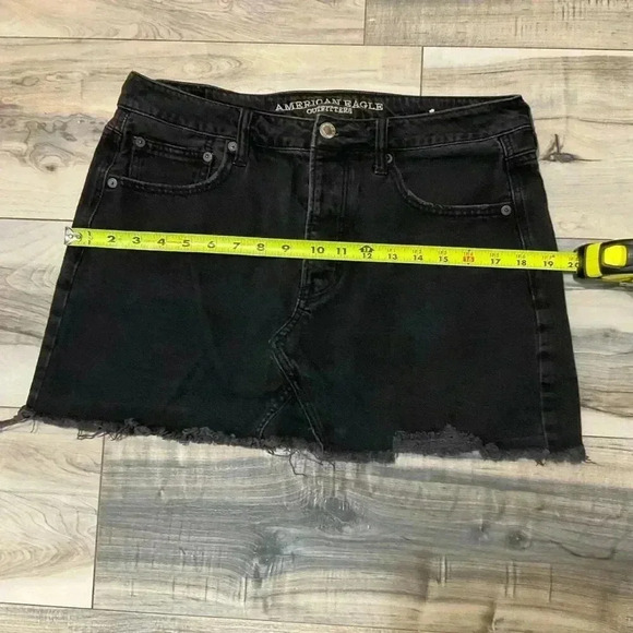 American Eagle Outfitters mini skirt, black distressed size 12 ￼ - Picture 4 of 7